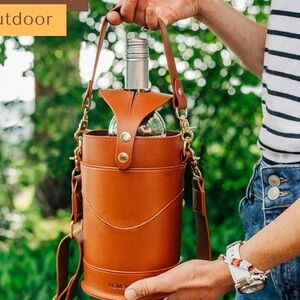 HOMENOOK Brown Leather Wine Carrier Bag Wine Chiller Bucket with Leather Tote